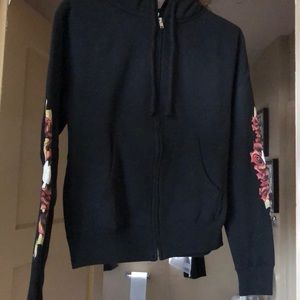 💕SOLD💕Women’s Harley Davison Hoodie 🌹S O L D 🌹